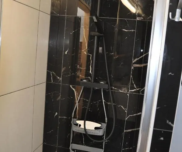 Kwatera prywatna Dom Gościnny Monika- 10 Min Do Plaży,